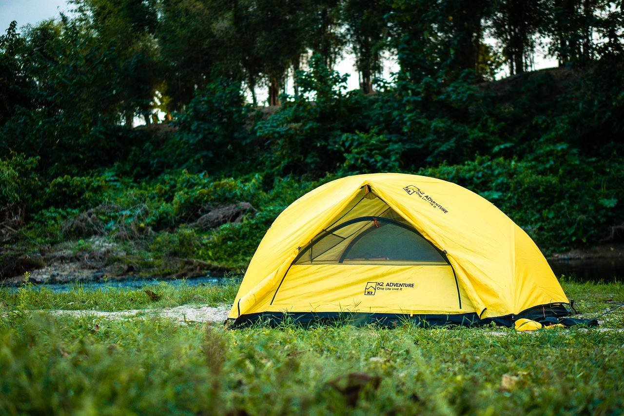 camping tente plusieurs places